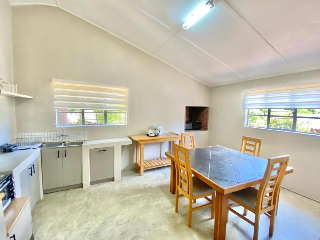 Picardie Guest Farm Paarl Esterno foto